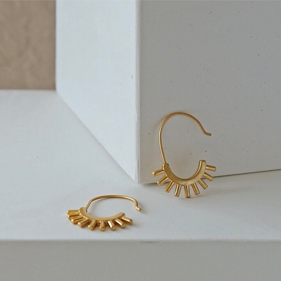 NWOT Madewell Succulent Gold Plated Drop Earrings - Picture 2 of 7